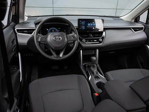 Внедорожник Toyota Corolla Cross 2024 года, 3380000 рублей, Краснодар