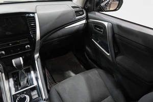 Внедорожник Mitsubishi Pajero Sport 2020 года, 3869000 рублей, Новокузнецк