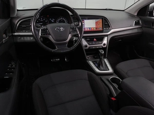Седан Hyundai Elantra 2018 года, 1462000 рублей, Воронеж