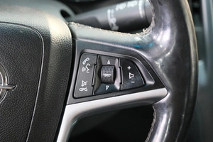 Хетчбэк Opel Astra 2014 года, 669000 рублей, Омск