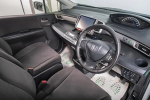 Минивэн Honda Freed 2012 года, 1099000 рублей, Томск
