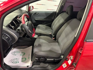Хетчбэк Honda Jazz 2007 года, 570000 рублей, Красноярск