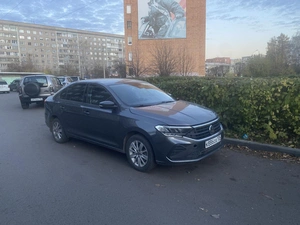 Лифтбек Volkswagen Polo 2020 года, 1600000 рублей, Красноярск