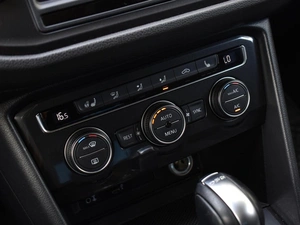 Внедорожник Volkswagen Tiguan 2017 года, 2545000 рублей, Краснодар