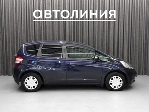 Хетчбэк Honda Fit 2009 года, 615000 рублей, Красноярск