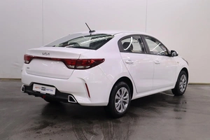 Седан Kia Rio 2021 года, 1785000 рублей, Брянск