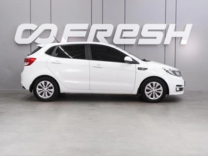 Хетчбэк Kia Rio 2015 года, 849000 рублей, Воронеж