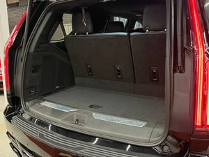 Внедорожник Cadillac Escalade-V 2025 года, 24990000 рублей, Павловская Слобода