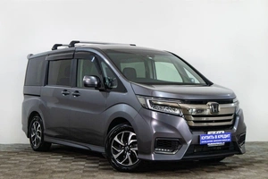 Минивэн Honda Stepwgn Spada 2019 года, 2499000 рублей, Сургут