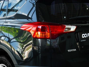 Внедорожник Toyota RAV4 2013 года, 1798000 рублей, Тверь