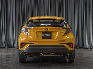 Внедорожник Toyota C-HR 2018 года, 1769000 рублей, Тюмень