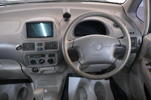 Минивэн Toyota Corolla Spacio 1998 года, 449000 рублей, Омск