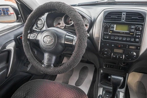Внедорожник Toyota RAV4 2003 года, 829000 рублей, Барнаул