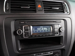 Седан Volkswagen Jetta 2013 года, 799000 рублей, Воронеж