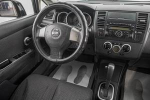 Седан Nissan Tiida 2011 года, 749000 рублей, Барнаул