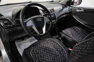 Седан Hyundai Solaris 2011 года, 549000 рублей, Новокузнецк