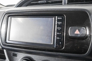 Хетчбэк Toyota Vitz 2014 года, 899000 рублей, Барнаул