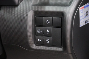 Внедорожник Toyota Raize 2020 года, 1909000 рублей, Омск