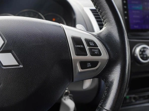 Внедорожник Mitsubishi Pajero Sport 2012 года, 1610000 рублей, Волгоград