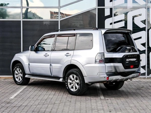 Внедорожник Mitsubishi Pajero 2015 года, 2300000 рублей, Краснодар