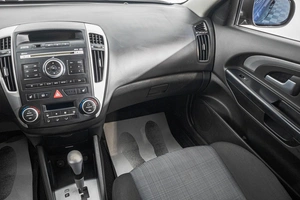 Универсал Kia Ceed 2011 года, 999000 рублей, Барнаул