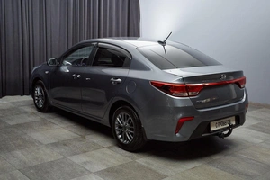 Седан Kia Rio 2019 года, 1350000 рублей, Красноярск