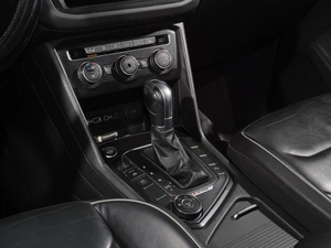 Внедорожник Volkswagen Tiguan 2018 года, 1898000 рублей, Тверь