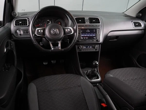 Седан Volkswagen Polo 2018 года, 1299000 рублей, Воронеж