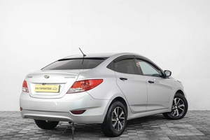 Седан Hyundai Solaris 2013 года, 799000 рублей, Кемерово