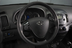 Хетчбэк Hyundai i30 2009 года, 620000 рублей, Омск