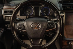 Седан Toyota Camry 2016 года, 1759000 рублей, Челябинск