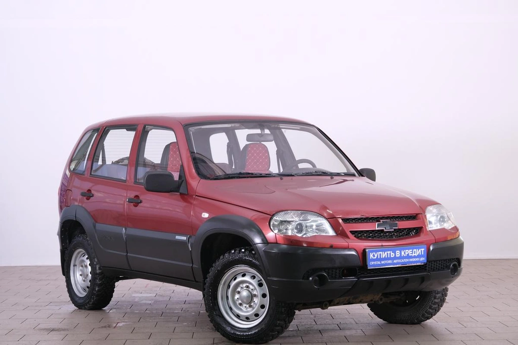 Внедорожник Chevrolet Niva 2011 года, 479000 рублей, Омск