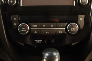 Внедорожник Nissan X-Trail 2017 года, 1799000 рублей, Челябинск