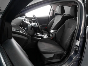 Седан Ford Focus 2012 года, 1079000 рублей, Тюмень