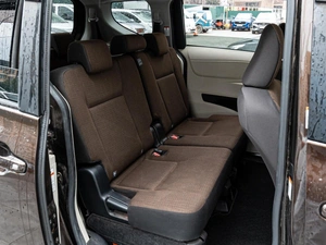 Минивэн Toyota Sienta 2015 года, 1530000 рублей, Краснодар