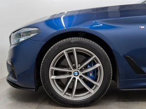 Седан BMW 5 серия 2017 года, 3700000 рублей, Красноярск