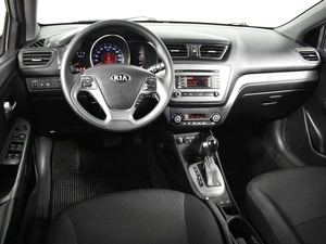 Седан Kia Rio 2017 года, 969900 рублей, Казань