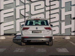 Внедорожник Volkswagen Tiguan 2018 года, 2899000 рублей, Краснодар