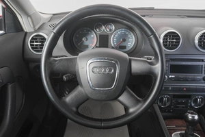 Хетчбэк Audi A3 2012 года, 899000 рублей, Кемерово