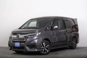 Минивэн Honda Stepwgn Spada 2019 года, 2699000 рублей, Томск