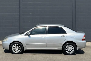 Седан Toyota Corolla 2003 года, 530000 рублей, Солонцы