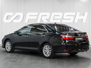 Седан Toyota Camry 2015 года, 2099000 рублей, Сургут