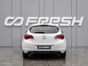 Хетчбэк Opel Astra 2012 года, 798000 рублей, Краснодар