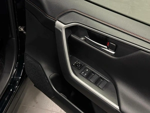 Внедорожник Toyota RAV4 2019 года, 3497000 рублей, Красноярск