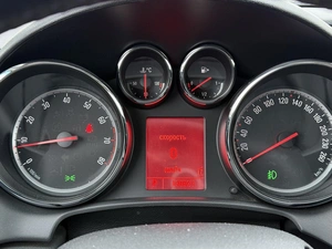 Хетчбэк Opel Astra 2011 года, 715000 рублей, Красноярск