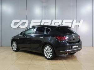 Хетчбэк Opel Astra 2012 года, 999000 рублей, Воронеж