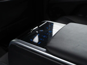 Седан Toyota Camry 2018 года, 2997444 рублей, Москва