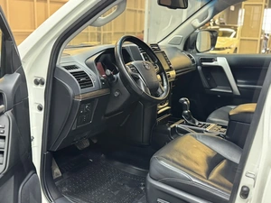 Внедорожник Toyota Land Cruiser Prado 2021 года, 5597000 рублей, Красноярск