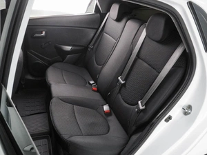 Седан Kia Rio 2017 года, 1049000 рублей, Воронеж