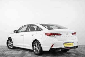 Седан Hyundai Sonata 2018 года, 1449000 рублей, Кемерово